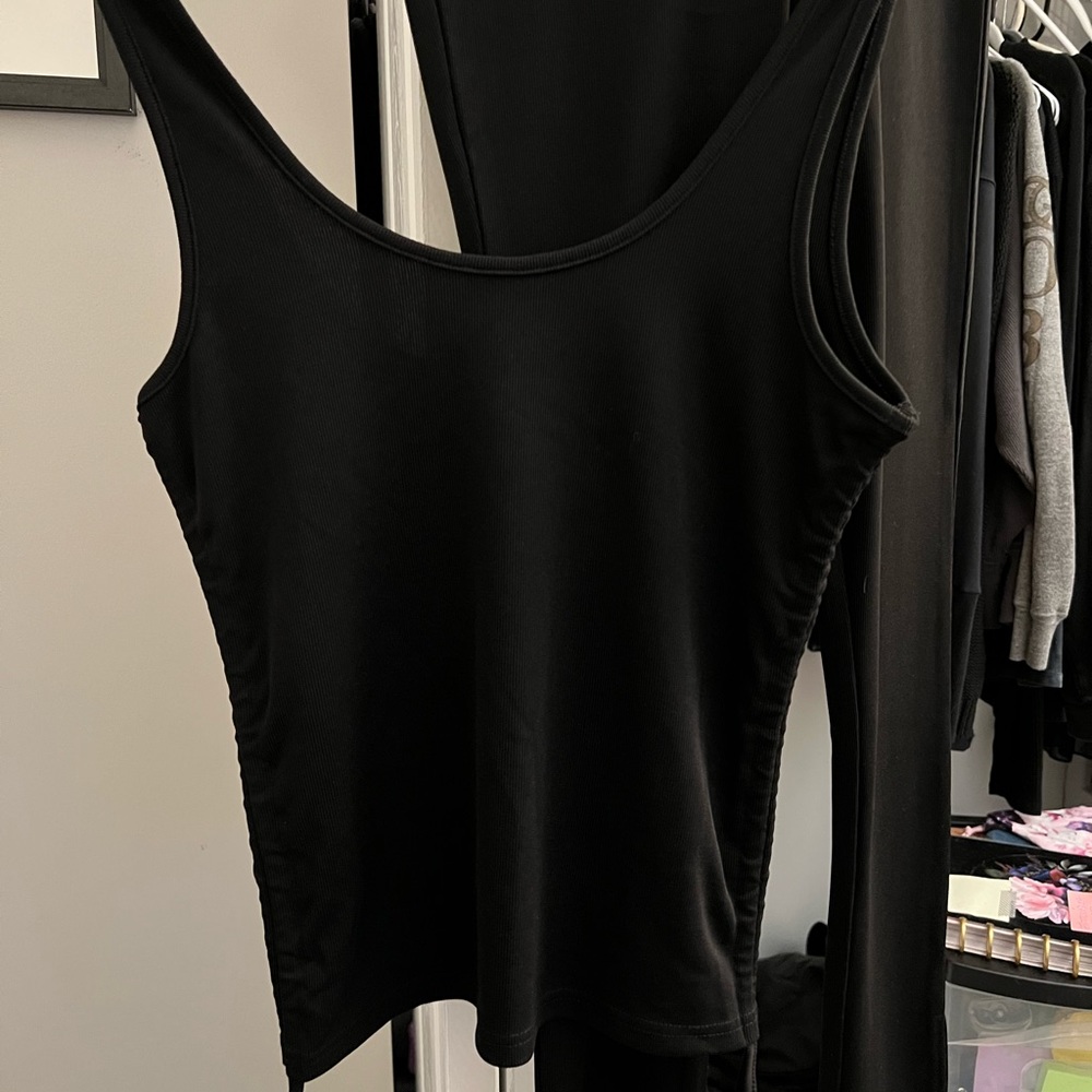 Matching set top is XL bottoms Large runs small